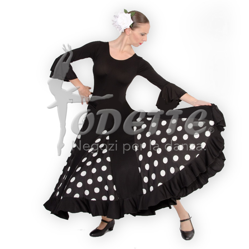 Flamenco skirt with polka dots 2